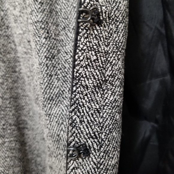 Chic ladies jacket - Picture 3 of 12